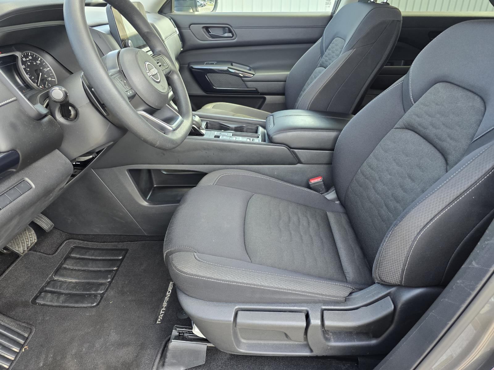 2025 Nissan Pathfinder S